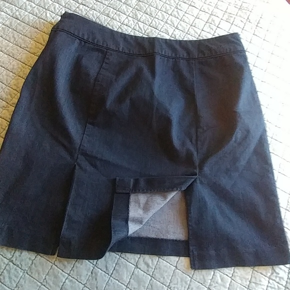 NEW YORK&COMPANY SKIRT - Picture 2 of 5